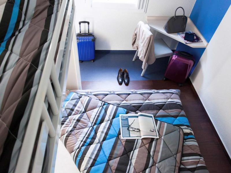 Hotelf1 Lille Tourcoing Nord Ронк Экстерьер фото